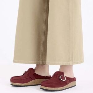 BIRKENSTOCK Buckley in Zinfandel size 38 7/7.5 US Like New!